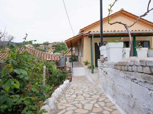 Christos Appartments בית נופש Lazaráta
